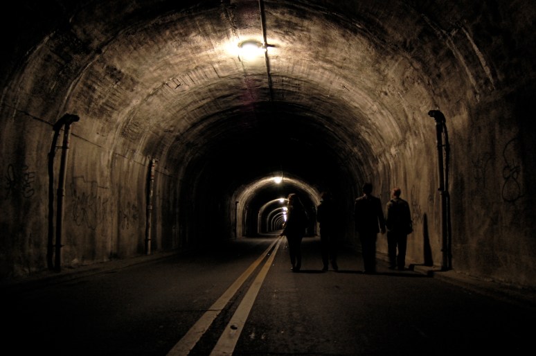Tunnel
